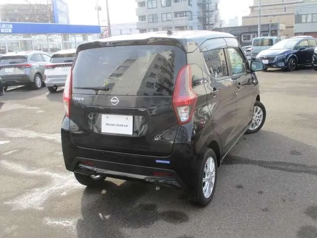 NISSAN DAYZ 2022