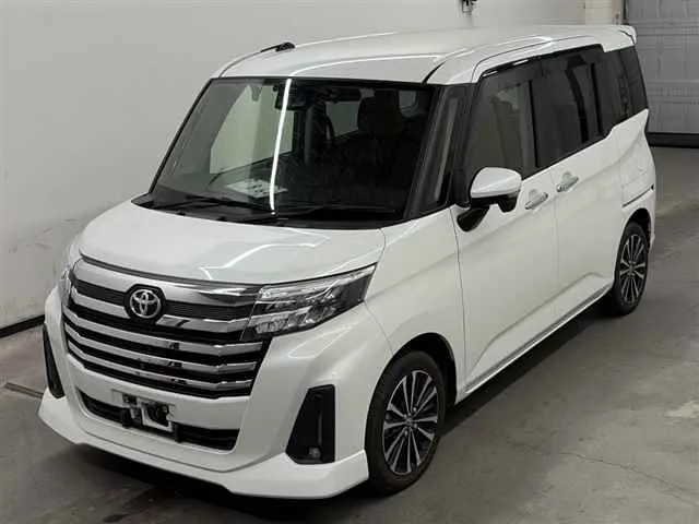 TOYOTA ROOMY 2023