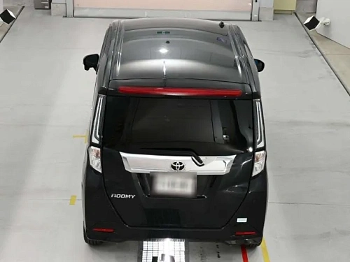 TOYOTA ROOMY 2023