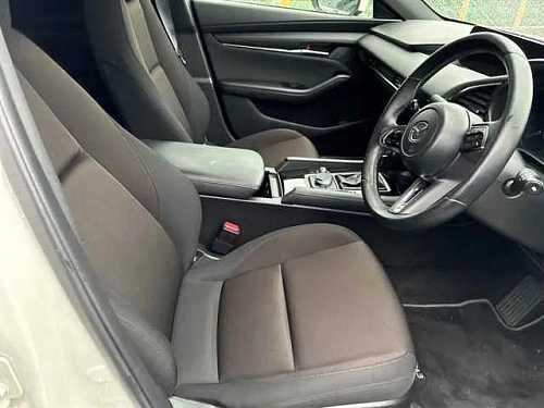 MAZDA MAZDA3 2023