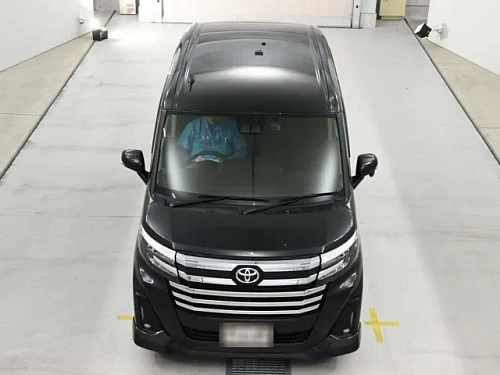 TOYOTA ROOMY 2023